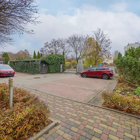 Spacious 10-guests With Parking By Renters *