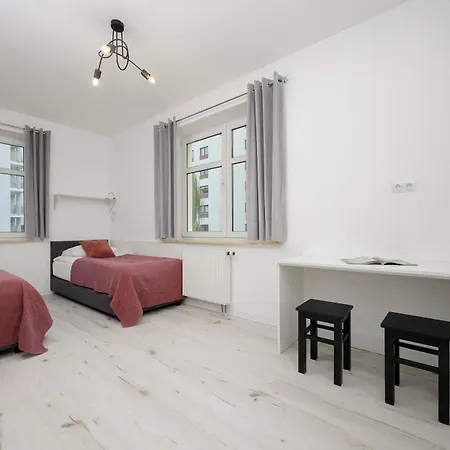 Spacious 10-guests With Parking By Renters Διαμέρισμα *