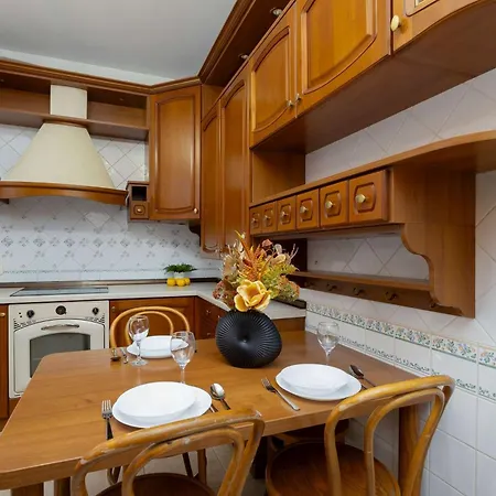 Spacious 10-guests With Parking By Renters Βαρσοβία